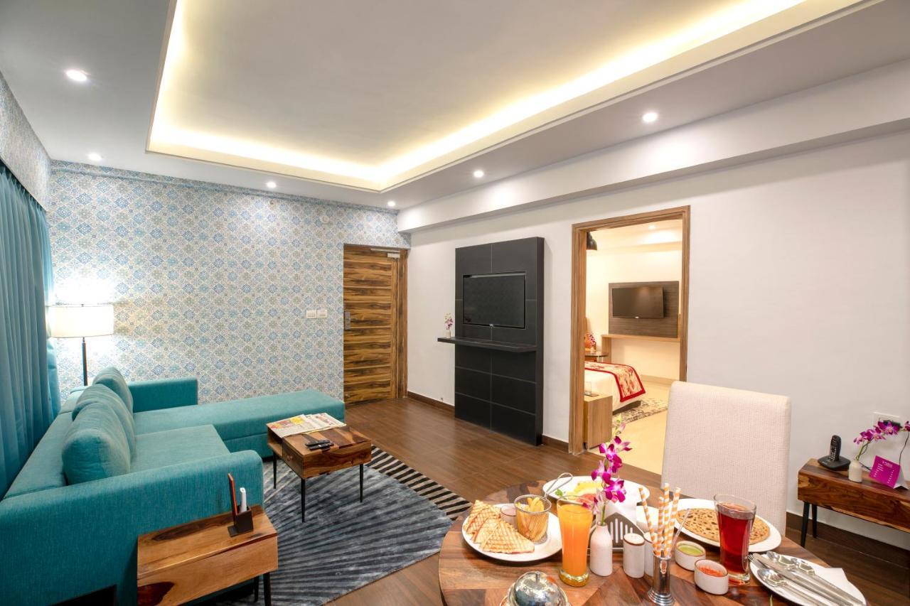 Regenta Central Noida, Sector 49 Екстериор снимка